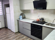 Satılır 3 otaqlı 62 m2 köhnə tikili Binəqədi r.