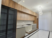 Satılır 4 otaqlı 118 m2 yeni tikili 20 yanvar m.