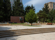 Satılır 3 otaqlı 80 m2 köhnə tikili M.Ə.Sabir parkı