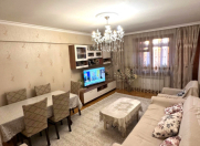 Satılır 3 otaqlı 90 m2 köhnə tikili Əhmədli m.