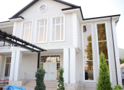 Satılır 8 otaqlı 550 m2 villa Zaqatala