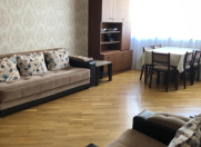 İcarəyə verilir 3 otaqlı 90 m2 köhnə tikili Elmlər Akademiyası m.