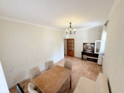 Satılır 2 otaqlı 65 m2 köhnə tikili Nəriman Nərimanov m.