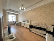 Satılır 2 otaqlı 100 m2 yeni tikili Gənclik m.