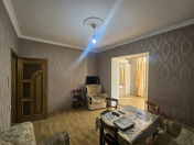 Satılır 3 otaqlı 60 m2 köhnə tikili 28 May m.