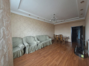 İcarəyə verilir 2 otaqlı 80 m2 köhnə tikili Həzi Aslanov m.