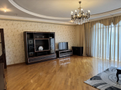 İcarəyə verilir 3 otaqlı 200 m2 yeni tikili Port Baku