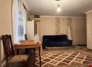 Satılır 2 otaqlı 50 m2 köhnə tikili İnşaatçılar m.