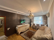 Satılır 3 otaqlı 90 m2 köhnə tikili Əhmədli m.