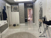 Satılır 3 otaqlı 95 m2 köhnə tikili Neftçilər m.