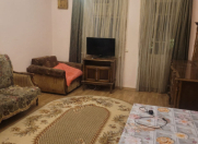 İcarəyə verilir 2 otaqlı 95 m2 köhnə tikili Nəriman Nərimanov m.