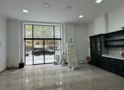 İcarəyə verilir 2 otaqlı 300 m2 obyekt Gənclik m.