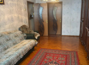 Satılır 3 otaqlı 75 m2 köhnə tikili İnşaatçılar m.