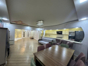 Satılır 3 otaqlı 130 m2 yeni tikili Nəriman Nərimanov m.