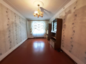 Satılır 3 otaqlı 80 m2 köhnə tikili Bakıxanov