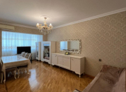 Satılır 4 otaqlı 110 m2 köhnə tikili Yasamal r.