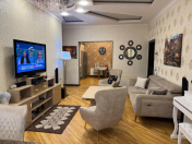 İcarəyə verilir 4 otaqlı 125 m2 yeni tikili Nizami m.