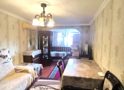 Satılır 2 otaqlı 42 m2 köhnə tikili Neftçilər m.