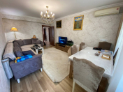 Satılır 2 otaqlı 70 m2 köhnə tikili Yasamal r.