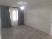 Satılır 2 otaqlı 55 m2 köhnə tikili 8 km