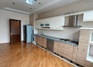 Satılır 4 otaqlı 220 m2 yeni tikili Hüseyn Cavid parkı