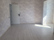 Satılır 1 otaqlı 40 m2 köhnə tikili Həzi Aslanov m.