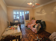 Satılır 1 otaqlı 40 m2 köhnə tikili 8 km