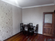 Satılır 3 otaqlı 60 m2 köhnə tikili Əhmədli m.