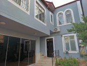 Satılır 6 otaqlı 250 m2 həyət evi Biləcəri