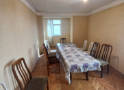 Satılır 1 otaqlı 50 m2 köhnə tikili Nərimanov r.