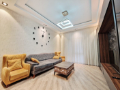 Satılır 3 otaqlı 92 m2 yeni tikili Qara Qarayev m.