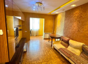 Satılır 4 otaqlı 110 m2 köhnə tikili Azadlıq prospekti m.