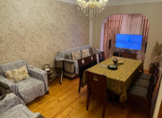 Satılır 4 otaqlı 100 m2 köhnə tikili Memar Əcəmi m.