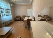 Satılır 2 otaqlı 65 m2 yeni tikili İnşaatçılar m.