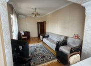 Satılır 2 otaqlı 70 m2 köhnə tikili 7 mkr