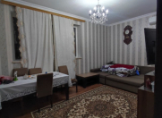 Satılır 2 otaqlı 70 m2 yeni tikili İnşaatçılar m.