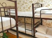 İcarəyə verilir 4 otaqlı 80 m2 köhnə tikili İnşaatçılar m.