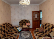 Satılır 3 otaqlı 70 m2 köhnə tikili 8 km