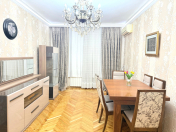 Satılır 2 otaqlı 60 m2 köhnə tikili Həzi Aslanov m.