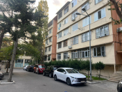 Satılır 3 otaqlı 65 m2 köhnə tikili Bakıxanov