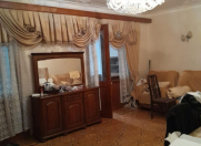 Satılır 5 otaqlı 100 m2 köhnə tikili Gənclik m.