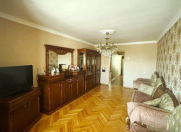 Satılır 3 otaqlı 85 m2 köhnə tikili Gənclik m.