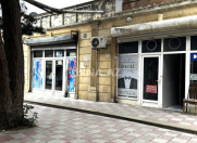 Satılır 2 otaqlı 20 m2 obyekt Bakıxanov