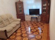 Satılır 3 otaqlı 65 m2 köhnə tikili Memar Əcəmi m.