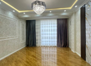 Satılır 3 otaqlı 106 m2 yeni tikili 28 May m.