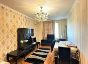 Satılır 2 otaqlı 65 m2 köhnə tikili Xalqlar Dostluğu m.