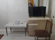 Satılır 2 otaqlı 43 m2 köhnə tikili İnşaatçılar m.