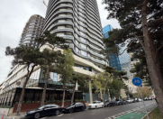 İcarəyə verilir 4 otaqlı 226 m2 ofis Xətai r.