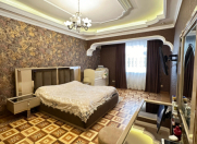 Satılır 4 otaqlı 152 m2 yeni tikili Nizami m.