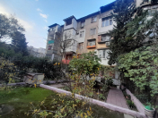 Satılır 3 otaqlı 65 m2 köhnə tikili 8 km